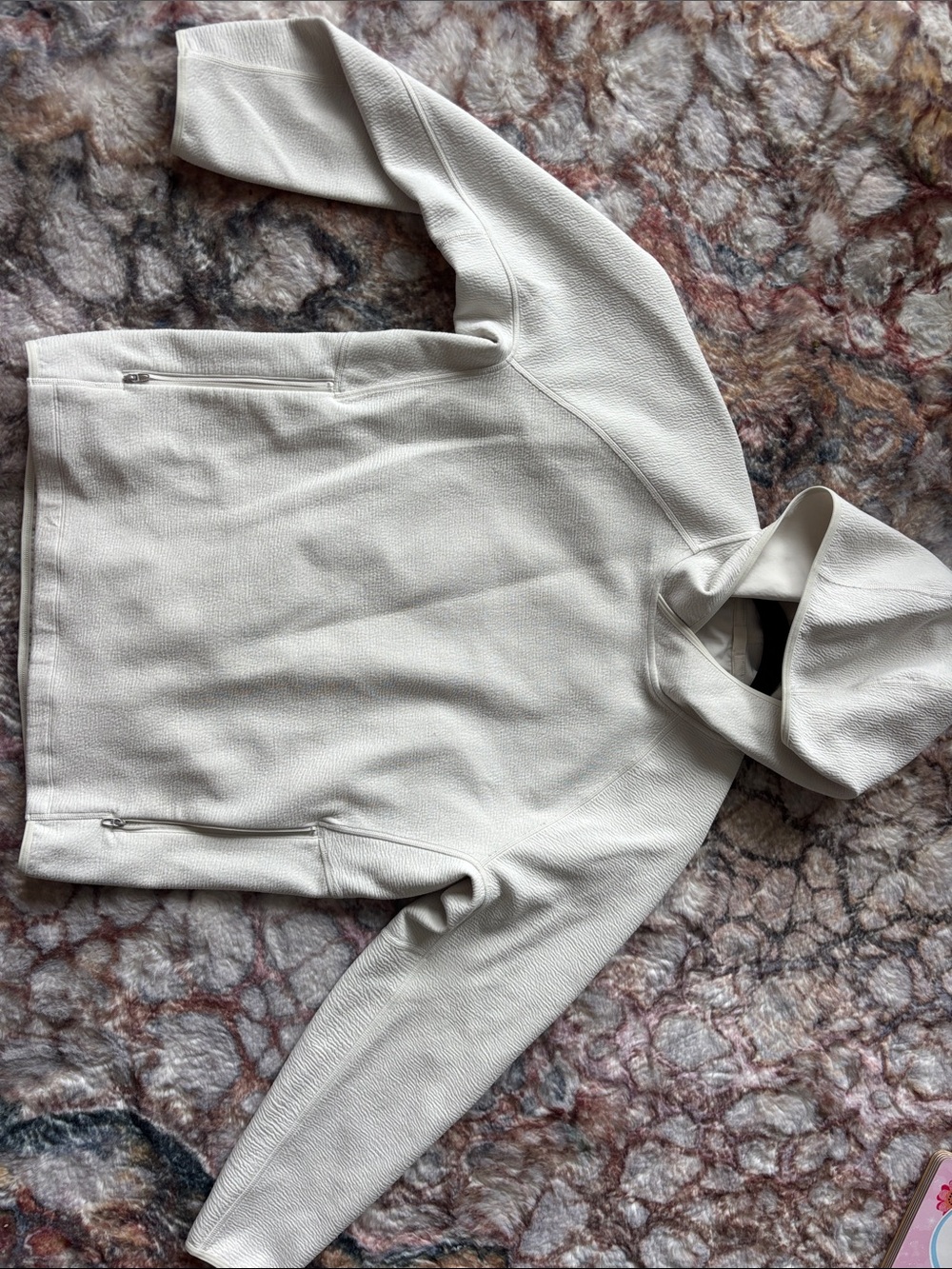 Lululemon Athletica Cream Quarter-Zip Hooded Sweater Medium